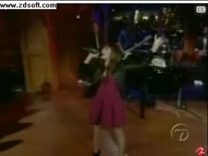 Demi Lovato-This is me(Live) with lyrics 22472