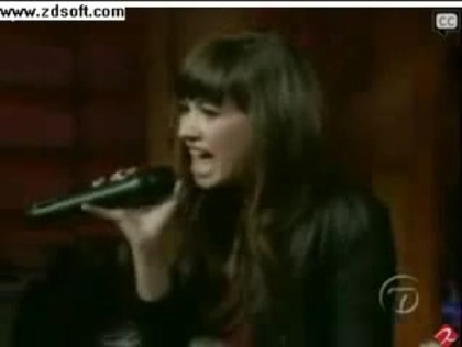 Demi Lovato-This is me(Live) with lyrics 23791