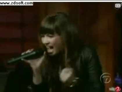 Demi Lovato-This is me(Live) with lyrics 23829