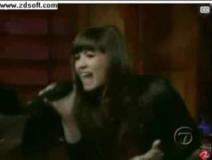 Demi Lovato-This is me(Live) with lyrics 23922