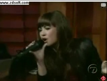 Demi Lovato-This is me(Live) with lyrics 24218