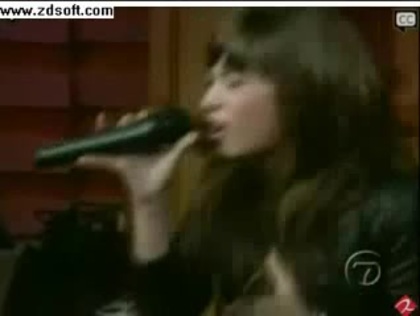 Demi Lovato-This is me(Live) with lyrics 24438 - Demilush - This is me - Live with Regis and Kelly Part o48