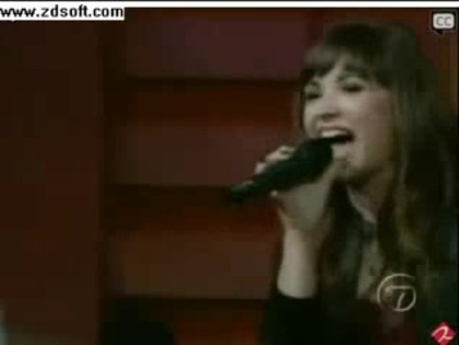 Demi Lovato-This is me(Live) with lyrics 25513 - Demilush - This is me - Live with Regis and Kelly Part o51