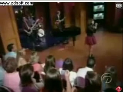 Demi Lovato-This is me(Live) with lyrics 25666