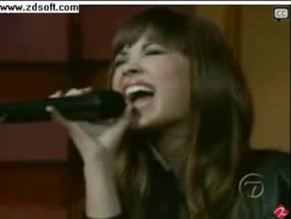 Demi Lovato-This is me(Live) with lyrics 26530 - Demilush - This is me - Live with Regis and Kelly Part o53