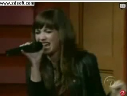 Demi Lovato-This is me(Live) with lyrics 27010 - Demilush - This is me - Live with Regis and Kelly Part o54