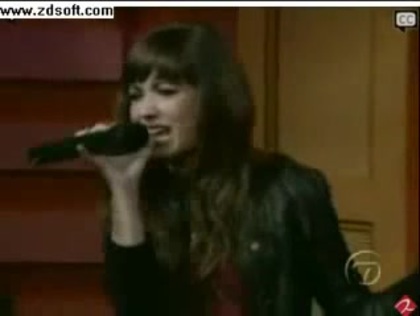Demi Lovato-This is me(Live) with lyrics 27068