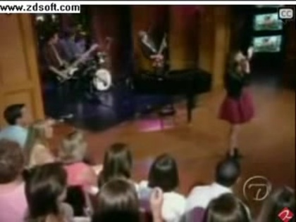 Demi Lovato-This is me(Live) with lyrics 26204 - Demilush - This is me - Live with Regis and Kelly Part o52