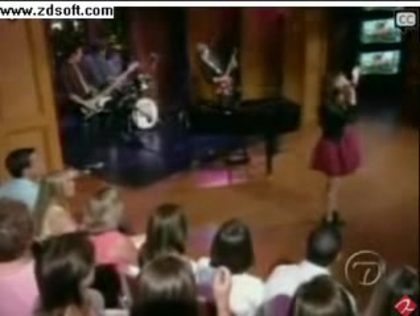 Demi Lovato-This is me(Live) with lyrics 26212 - Demilush - This is me - Live with Regis and Kelly Part o52