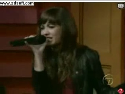 Demi Lovato-This is me(Live) with lyrics 27080