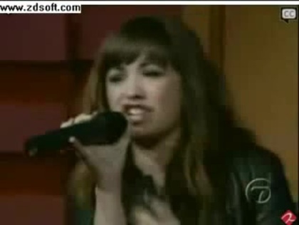 Demi Lovato-This is me(Live) with lyrics 26701