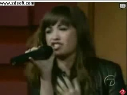 Demi Lovato-This is me(Live) with lyrics 26702