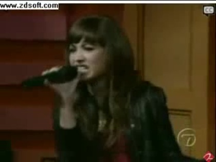 Demi Lovato-This is me(Live) with lyrics 27117