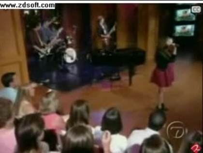 Demi Lovato-This is me(Live) with lyrics 26273 - Demilush - This is me - Live with Regis and Kelly Part o52