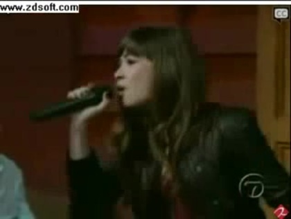 Demi Lovato-This is me(Live) with lyrics 27515 - Demilush - This is me - Live with Regis and Kelly Part o55