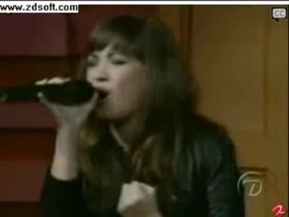 Demi Lovato-This is me(Live) with lyrics 26912