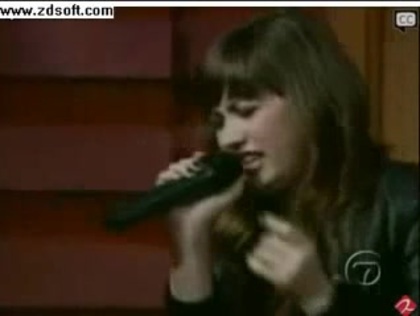 Demi Lovato-This is me(Live) with lyrics 28059