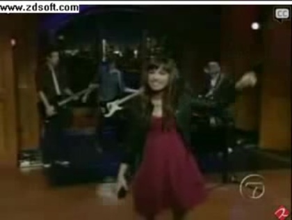 Demi Lovato-This is me(Live) with lyrics 29045 Demi Lovato-This is me(Live) with lyrics 29045