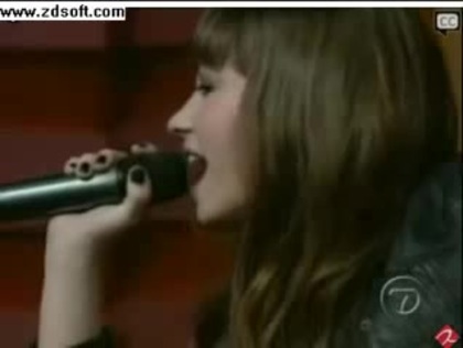 Demi Lovato-This is me(Live) with lyrics 28667