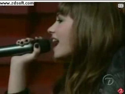 Demi Lovato-This is me(Live) with lyrics 28716