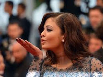  - Aishwarya Rai 24-25 MAY 2012