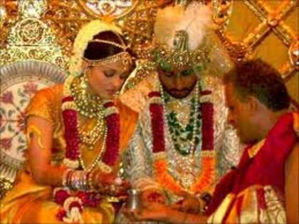  - Aishwarya Rai and Abhishek Bachchan Wedding Images