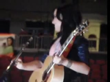 Catch Me- Demi Lovato (soundcheck) 01041