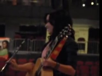 Catch Me- Demi Lovato (soundcheck) 02071 - Demi Lovato Summer Tour Prudential Center Catch Me Soundcheck Part oo6