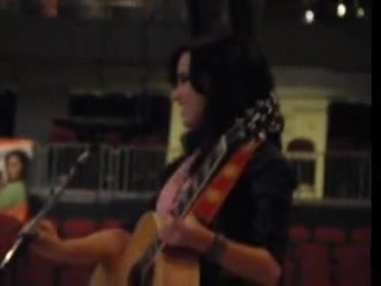 Catch Me- Demi Lovato (soundcheck) 02967