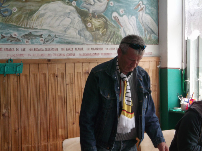 recunosc chestia cu sabia si capul - ANIVERSARE LA 45 DE ANI    DUPA