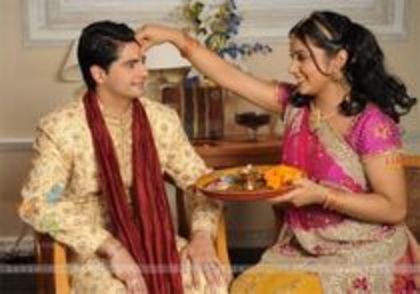 38866295_NTZAHERXW - Y-karan mehra-natik-Y