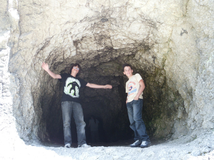 IMG_0448; GROTA URSULUI
