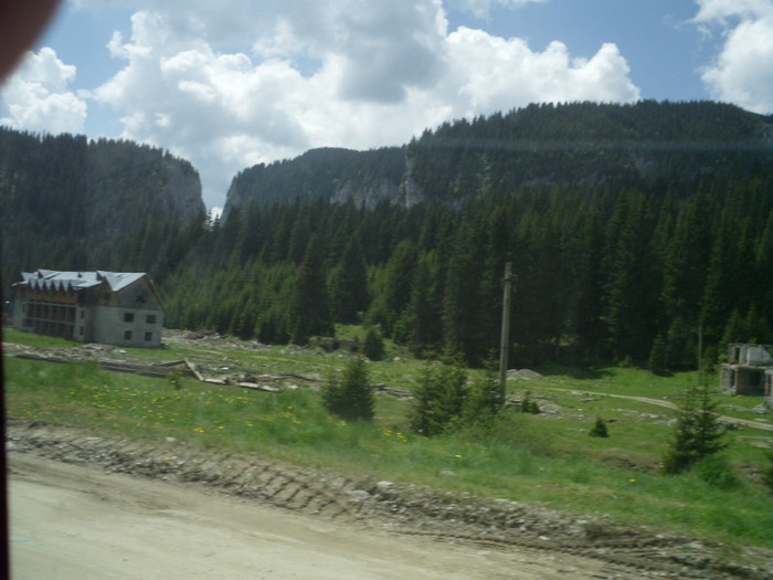 IMG_0316 - PRIN BUCEGI 2012