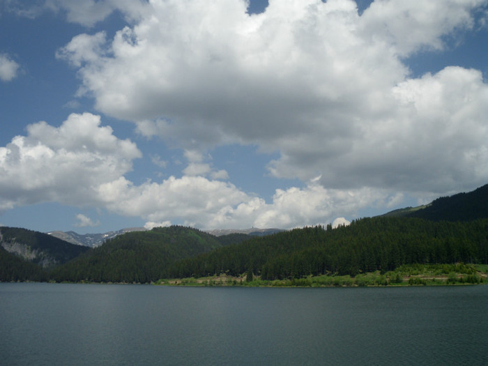 IMG_0327 - PRIN BUCEGI 2012