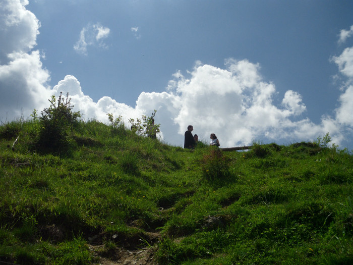 IMG_0338 - PRIN BUCEGI 2012