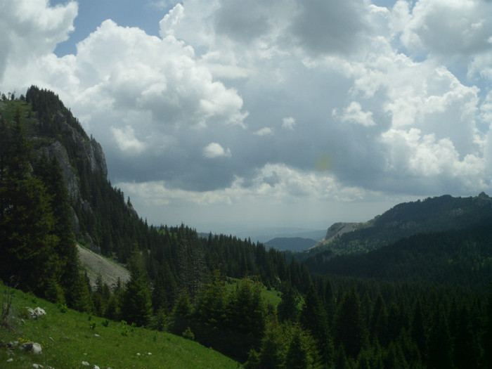 IMG_0348 - PRIN BUCEGI 2012