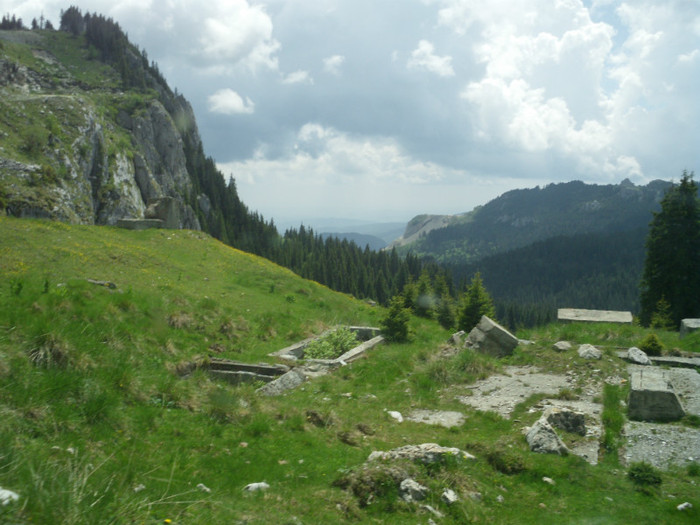 IMG_0352 - PRIN BUCEGI 2012