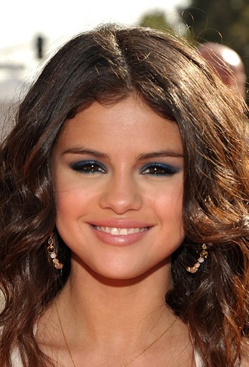 Selena Gomez - SELENA GOMEZ LA KIDS CHOICE AWARDS 2012