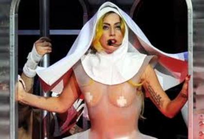 uouiouiopiop - Lady gaga