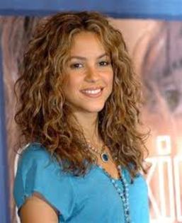 []o][ - shakira