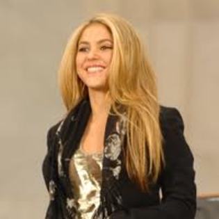 o[iop[p - shakira