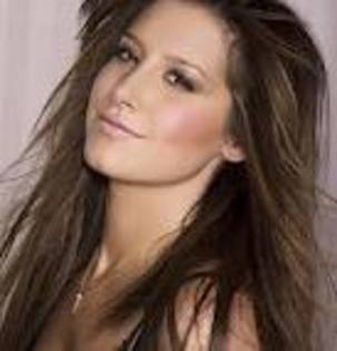 iuioiopop - Ashley Tisdale