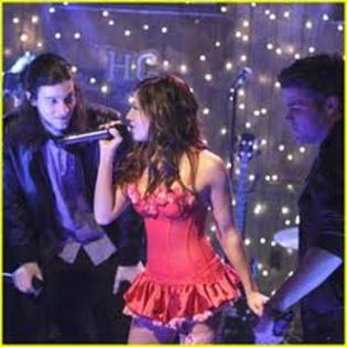 o[[p - Ashley Tisdale