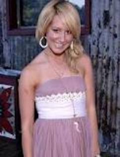poopp - Ashley Tisdale