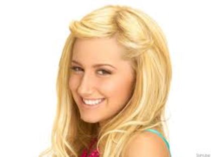 uopo[pi[ - Ashley Tisdale