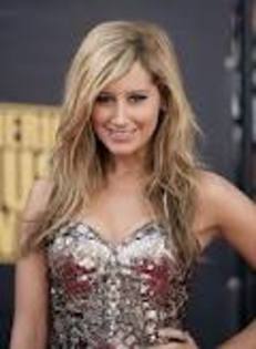 uuiouiouiouio - Ashley Tisdale