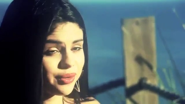 bscap0403 - Selena Gomez ELLE Photoshoot 2012-SC-Part I