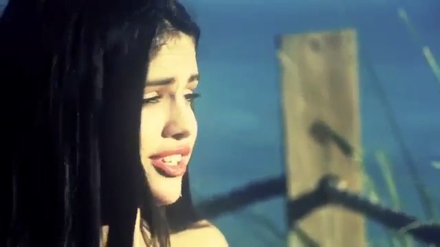 bscap0410 - Selena Gomez ELLE Photoshoot 2012-SC-Part I