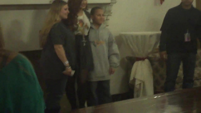 Demi Lovato Meet and Greet 11_19_youtube_original 0782