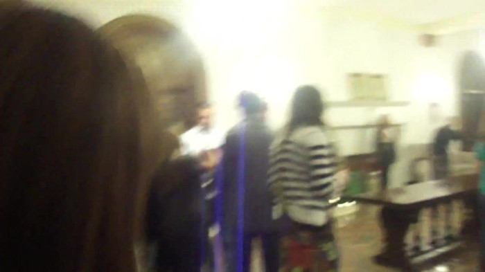 Demi Lovato Meet and Greet 11_19_youtube_original 2386